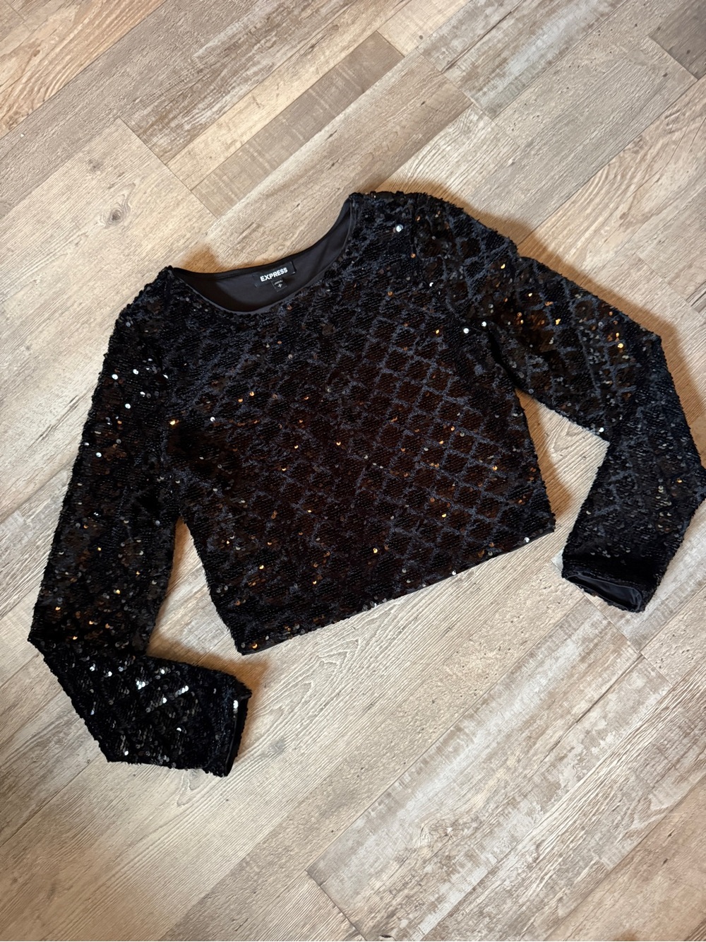 Express Black Sequin Long-Sleeve Cropped Top size S